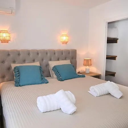 Villa Rooftop Sea Views - Maryvilla - Sleeps 6 *