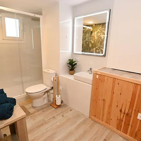 Rooftop Sea Views - Maryvilla - Sleeps 6