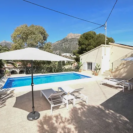 Rooftop Sea Views - Maryvilla - Sleeps 6 * Calp
