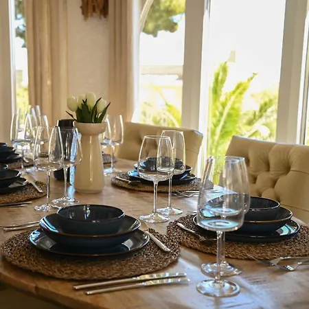 Rooftop Sea Views - Maryvilla - Sleeps 6