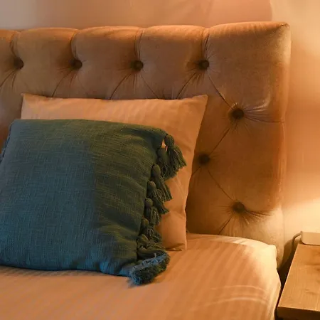 Villa Rooftop Sea Views - Maryvilla - Sleeps 6
